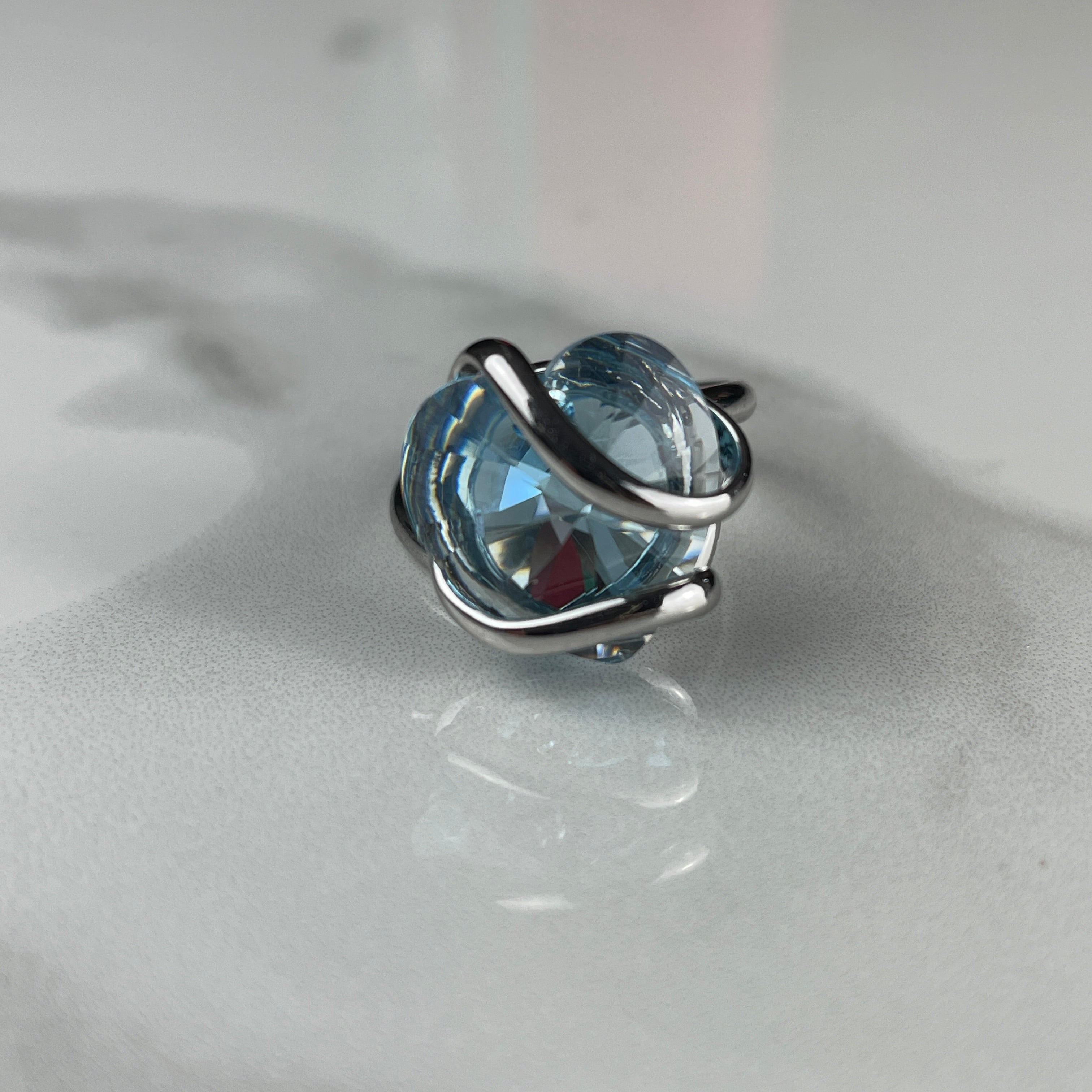 Amore Aquamarine Ring