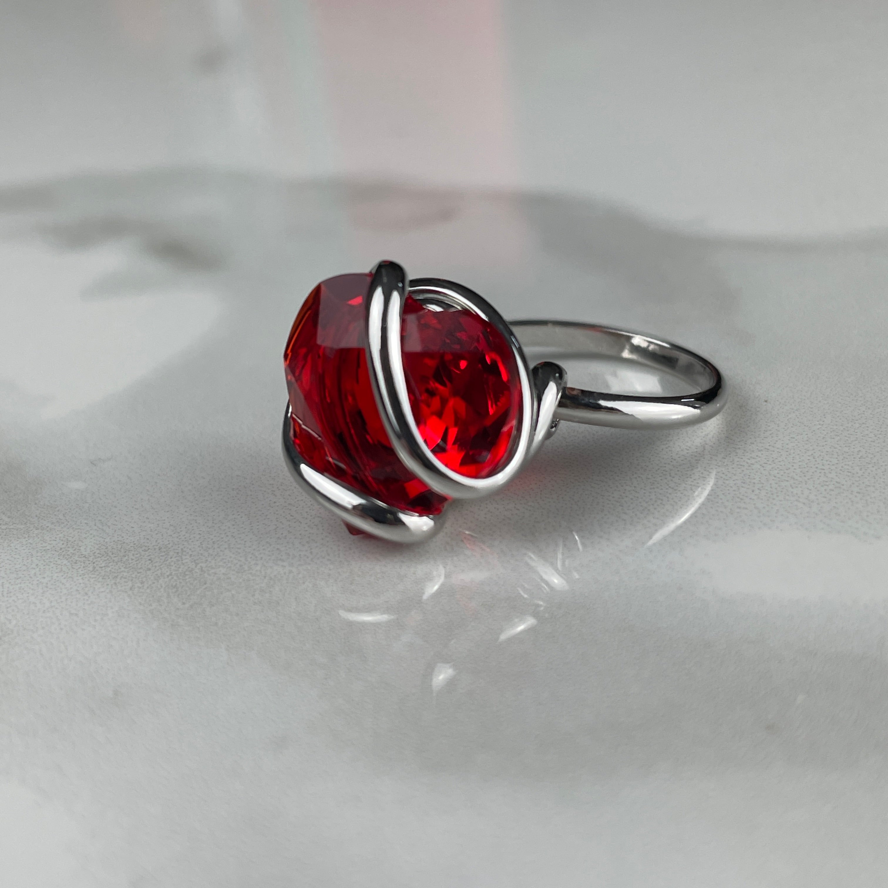 Amore Red Ring